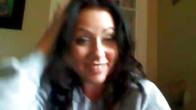 İnanılmaz :  Oğlan fahişə sevgilisi ilə qarşısıalınmaz seksi kameraya çəkir Cinsi porno video 