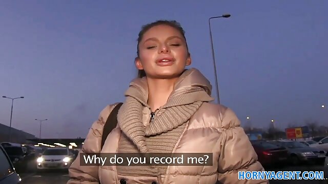 İnanılmaz :  Dörd yeniyetmə çılpaq qız şişmə hovuzda əylənir Cinsi porno video 