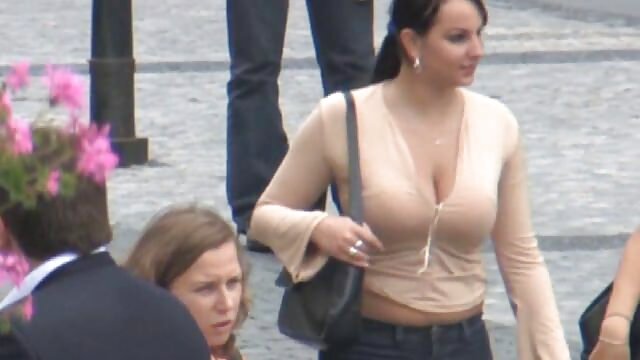 İnanılmaz :  Bu heyranedici lezbiyanlar açıq havada sekslə məşğul olmağı sevirlər Cinsi porno video 
